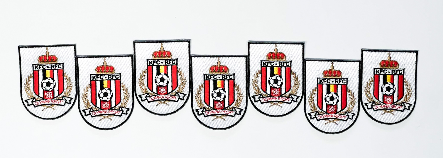 Combinaison d'écussons blason 100% brodés pour le club de foot K.F.C Olympia Recht