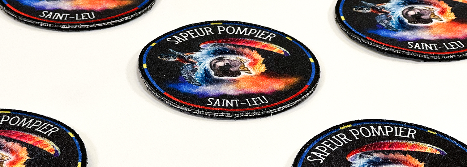 Combinaison d'écussons brodés et sublimés pour les Sapeurs Pompiers de Saint-Leu